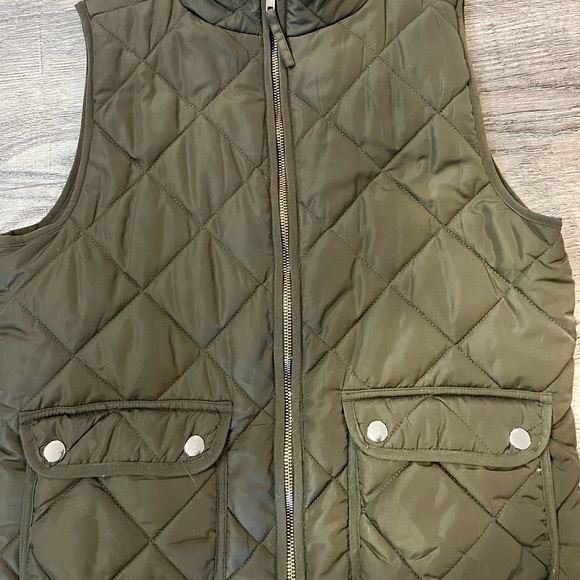Thread & Supply quilted vest - olive green with gold detail. Size small. - Picture 2 of 3